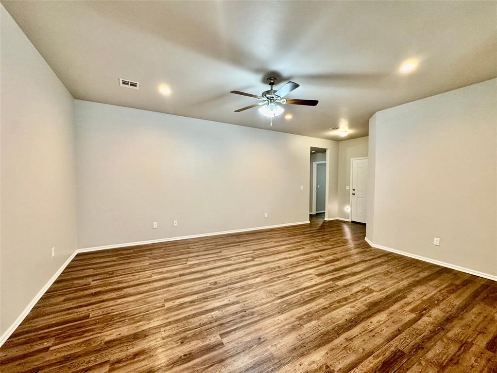 1870 Bartlett Drive Property Photo 5