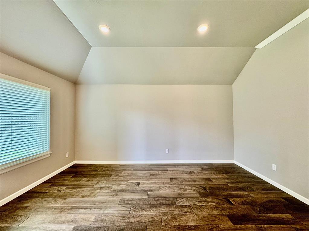 5349 Riverrun Court Property Photo 20
