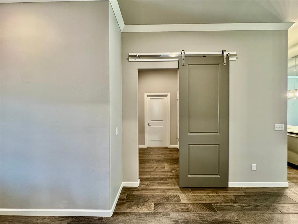 5349 Riverrun Court Property Photo 22