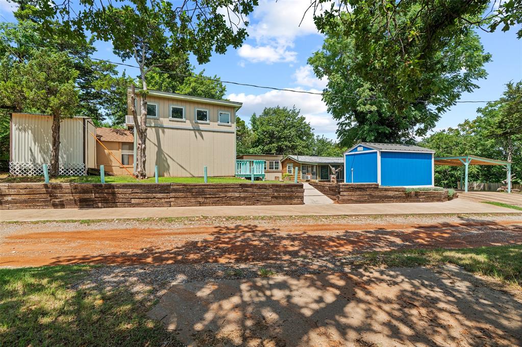 21306 E Tenth Street Property Photo 4