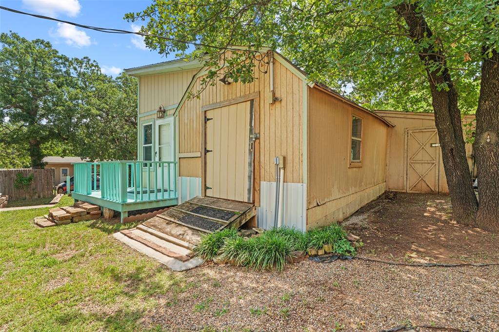21306 E Tenth Street Property Photo 21
