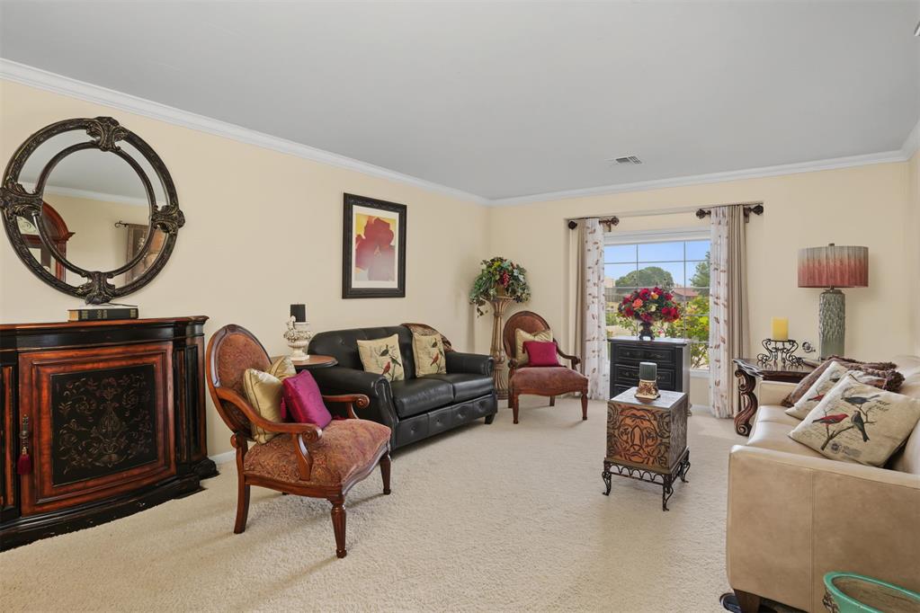124 N Lee Street Property Photo 11