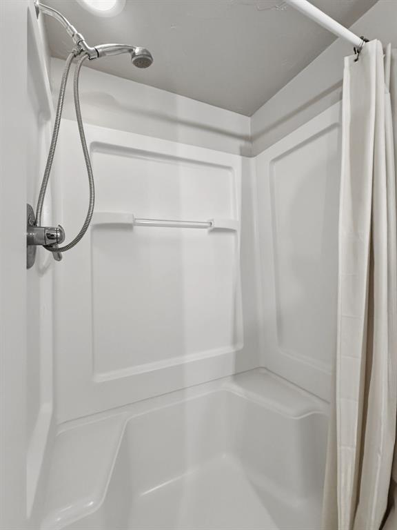 124 N Lee Street Property Photo 41