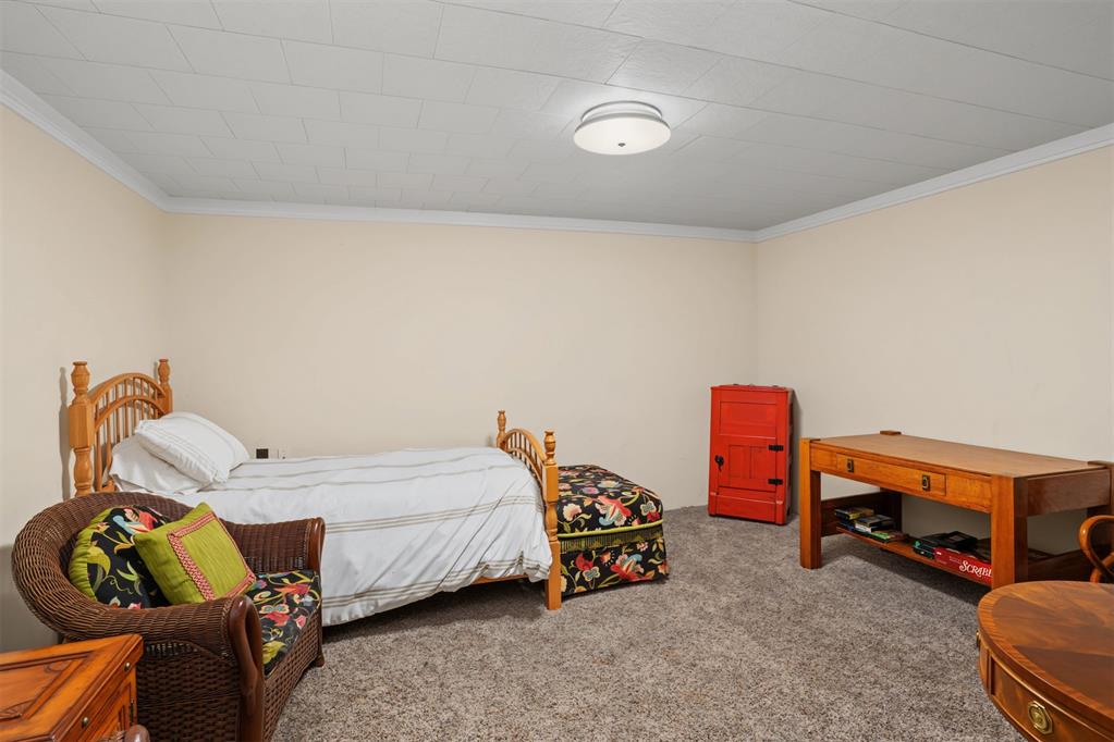 124 N Lee Street Property Photo 46