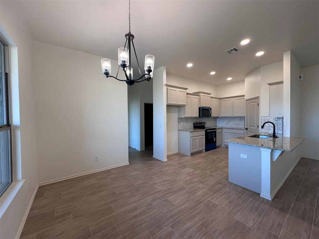 24955 Belmont Pass Property Photo 6