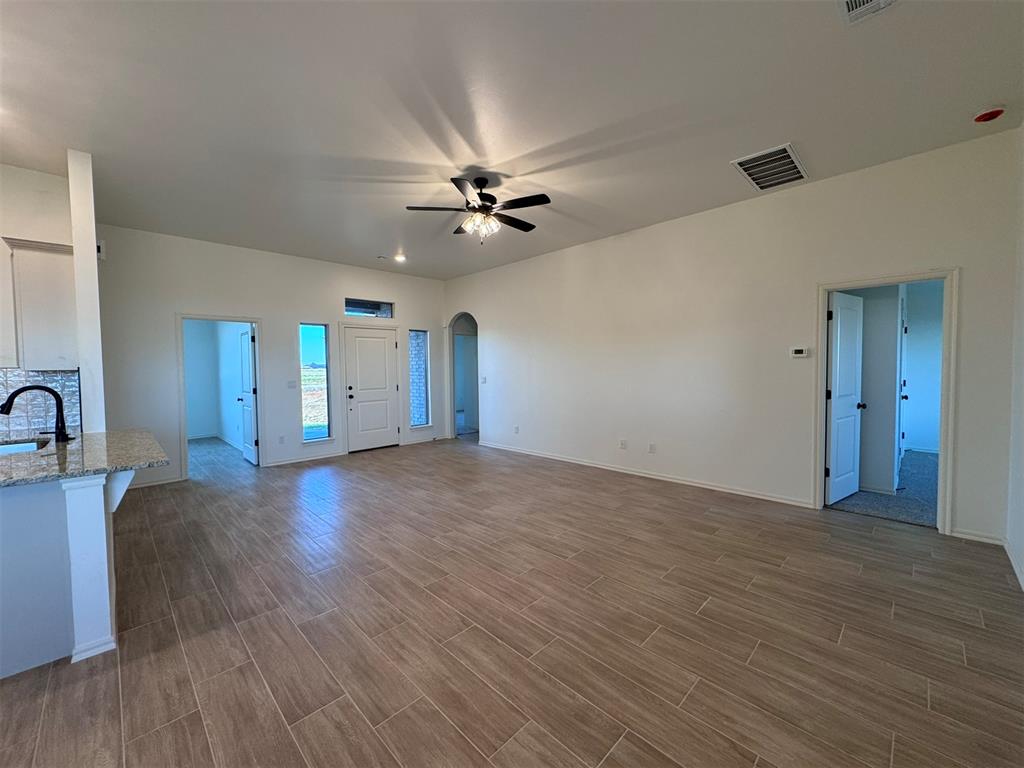 24955 Belmont Pass Property Photo 7