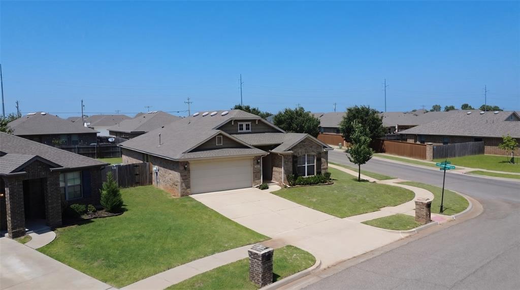 19117 Hecho Drive Property Photo 7