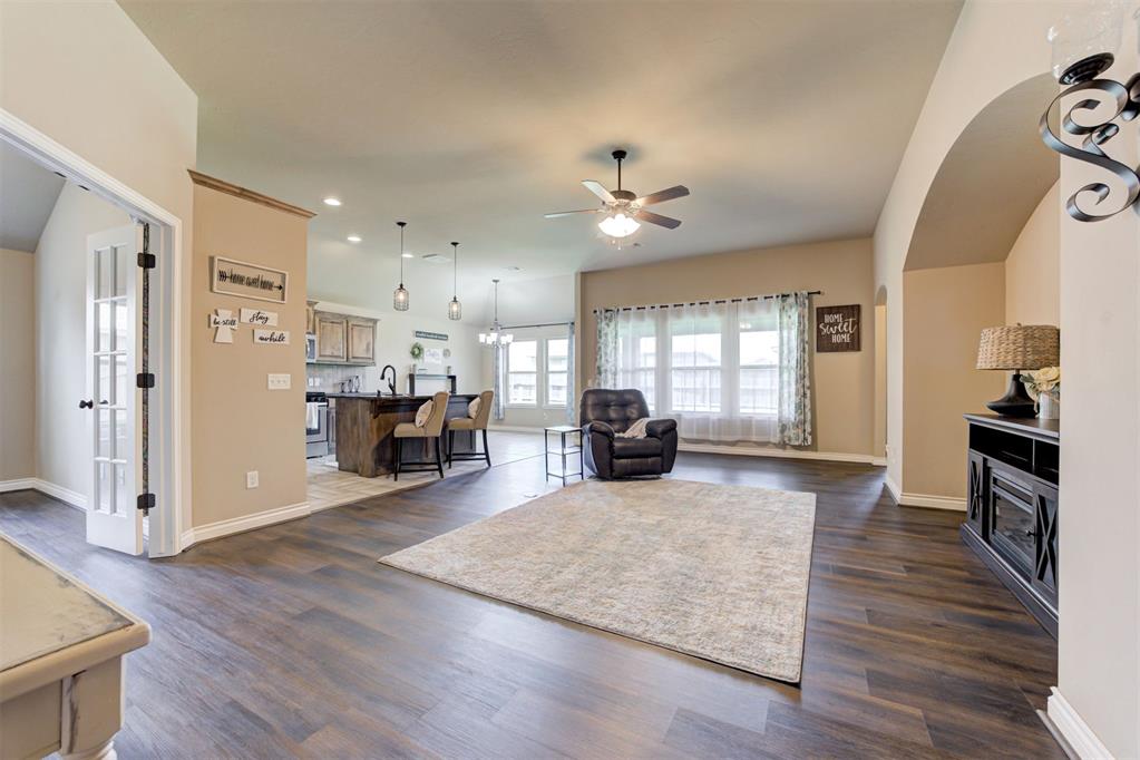 19117 Hecho Drive Property Photo 11