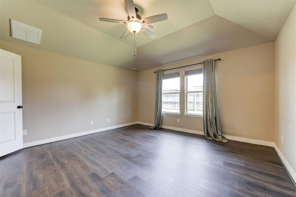 19117 Hecho Drive Property Photo 22