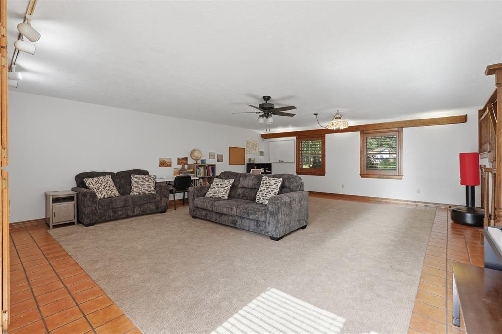 870776 S Hickory Lane Property Photo 15