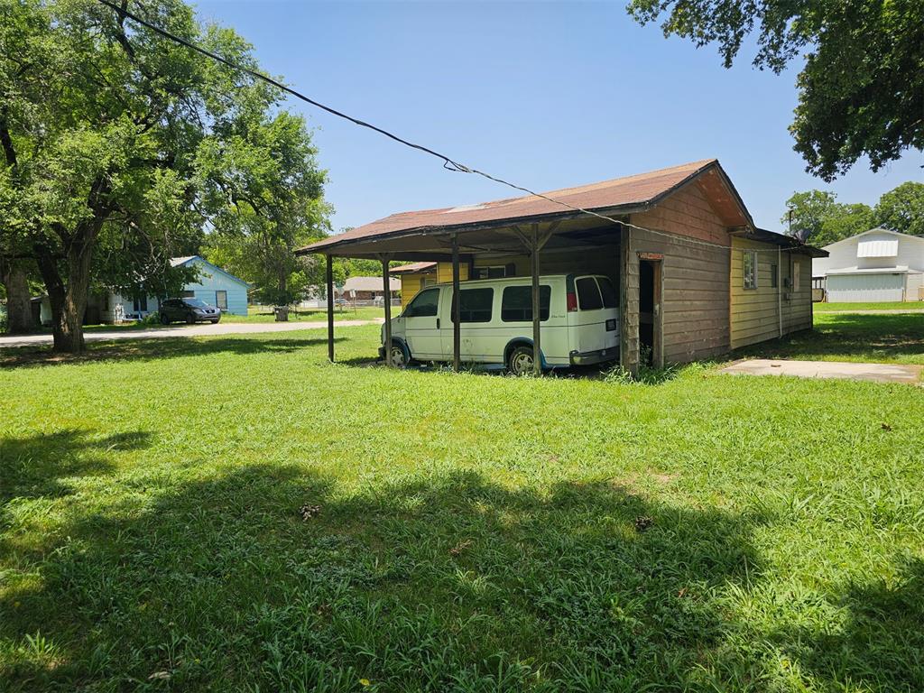 1317 W Wapanucka Avenue Property Photo 4