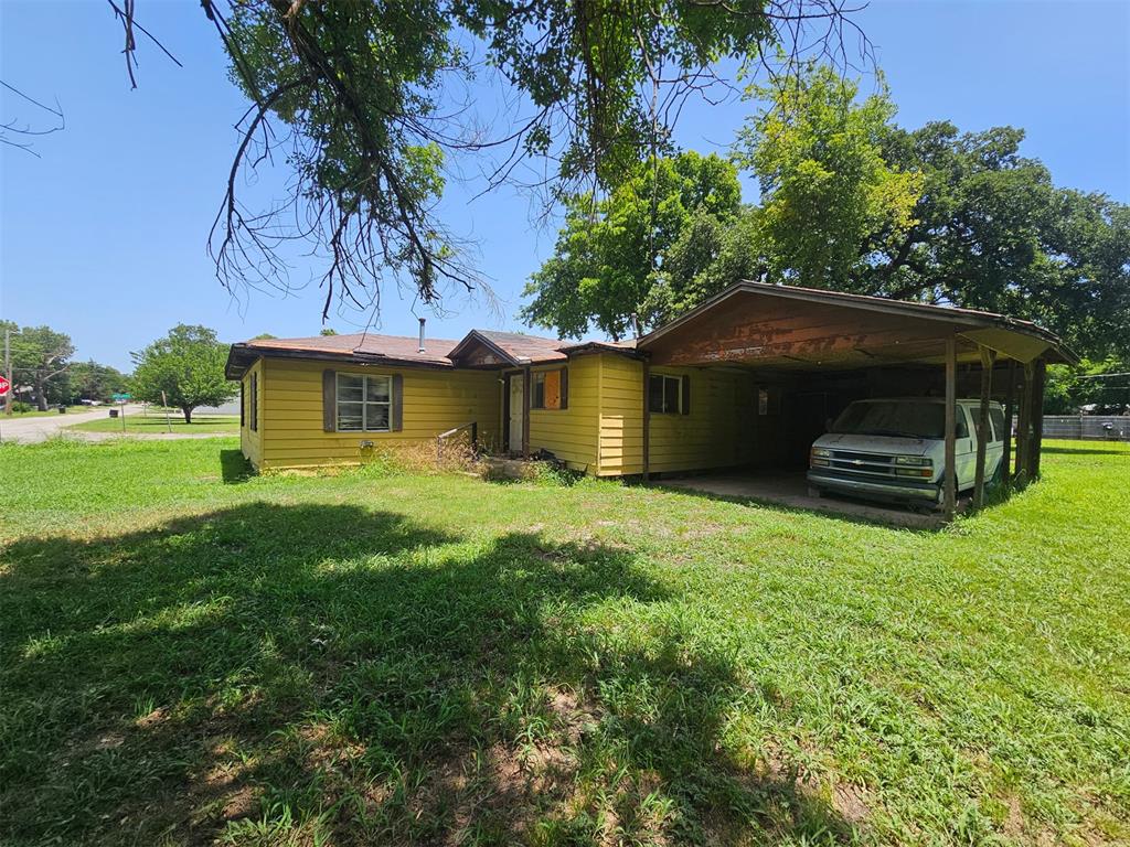 1317 W Wapanucka Avenue Property Photo 5