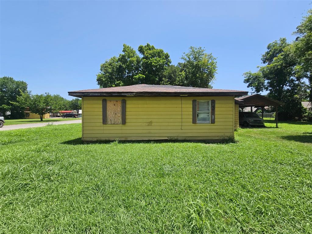 1317 W Wapanucka Avenue Property Photo 6