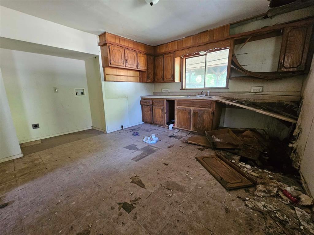 1317 W Wapanucka Avenue Property Photo 11