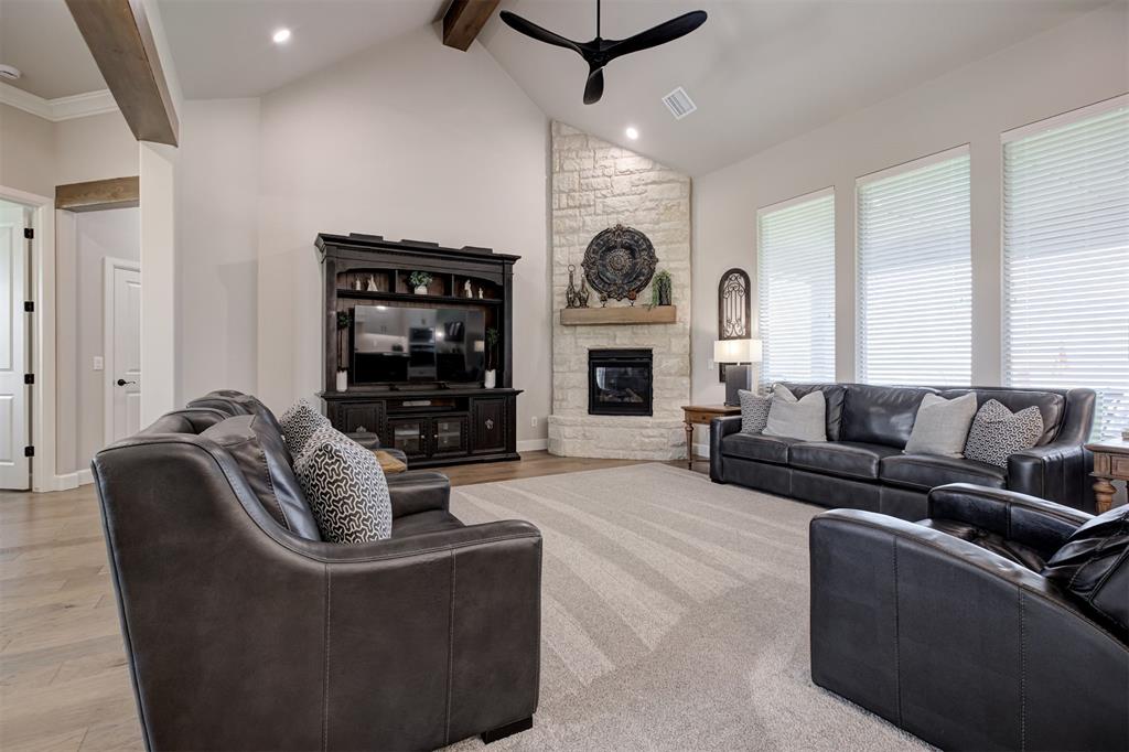 1236 Dorsi Court Property Photo 4