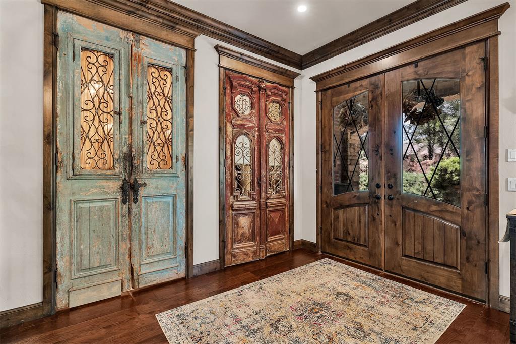 5000 Wheatley Way Property Photo 3