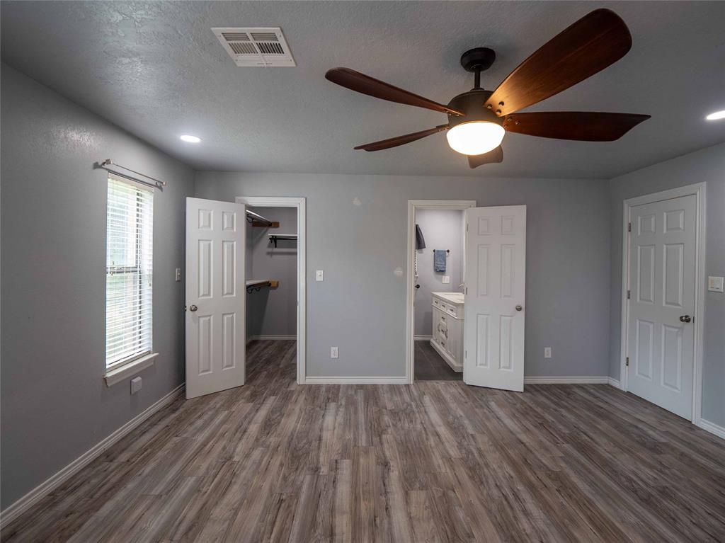 15008 Elm Creek Road Property Photo 22