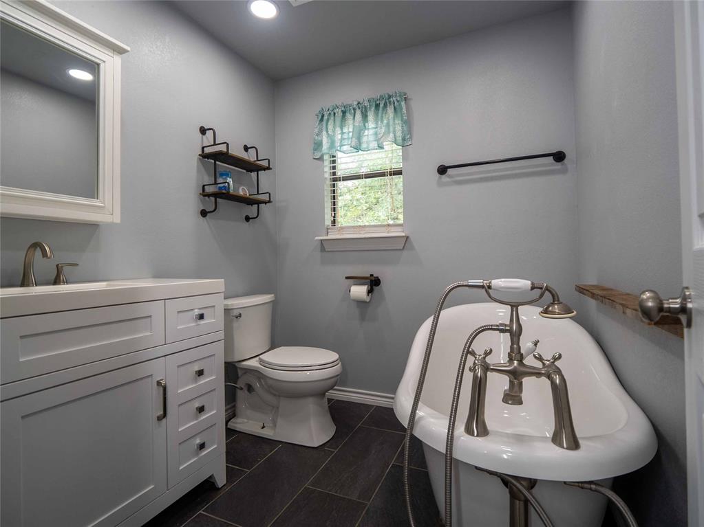 15008 Elm Creek Road Property Photo 26