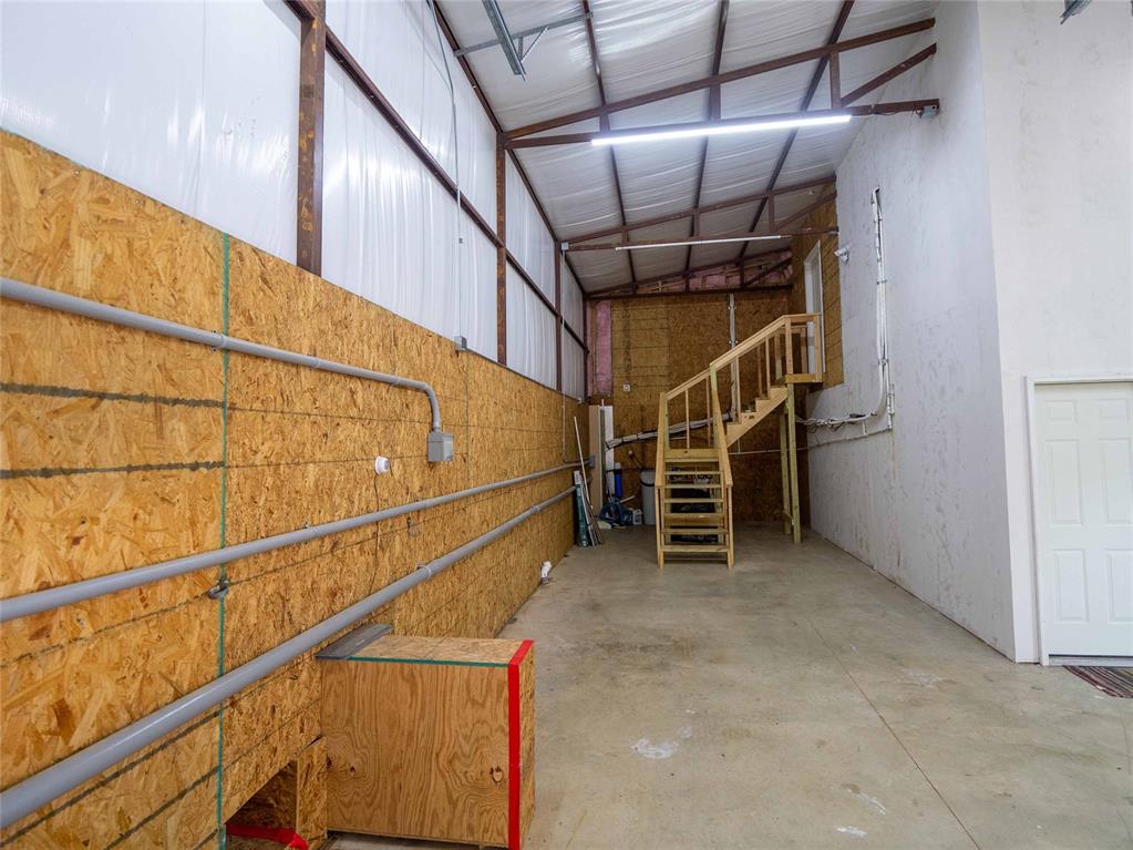15008 Elm Creek Road Property Photo 31