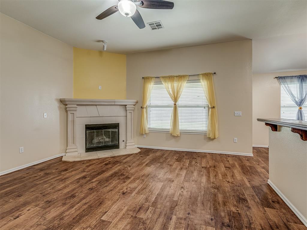 11233 Nw 99th Street Property Photo 9