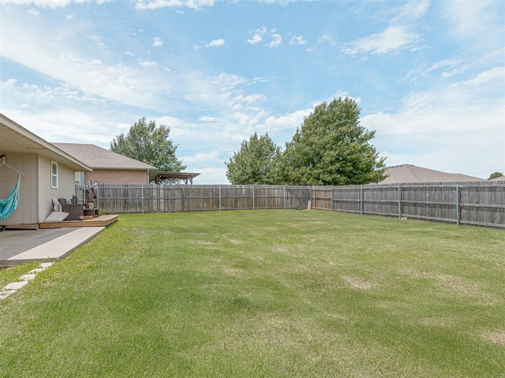 11233 Nw 99th Street Property Photo 39