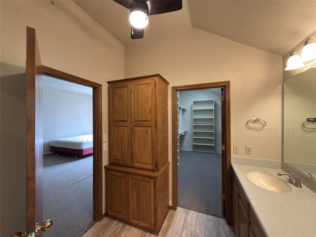 3001 Harriet Street Property Photo 41