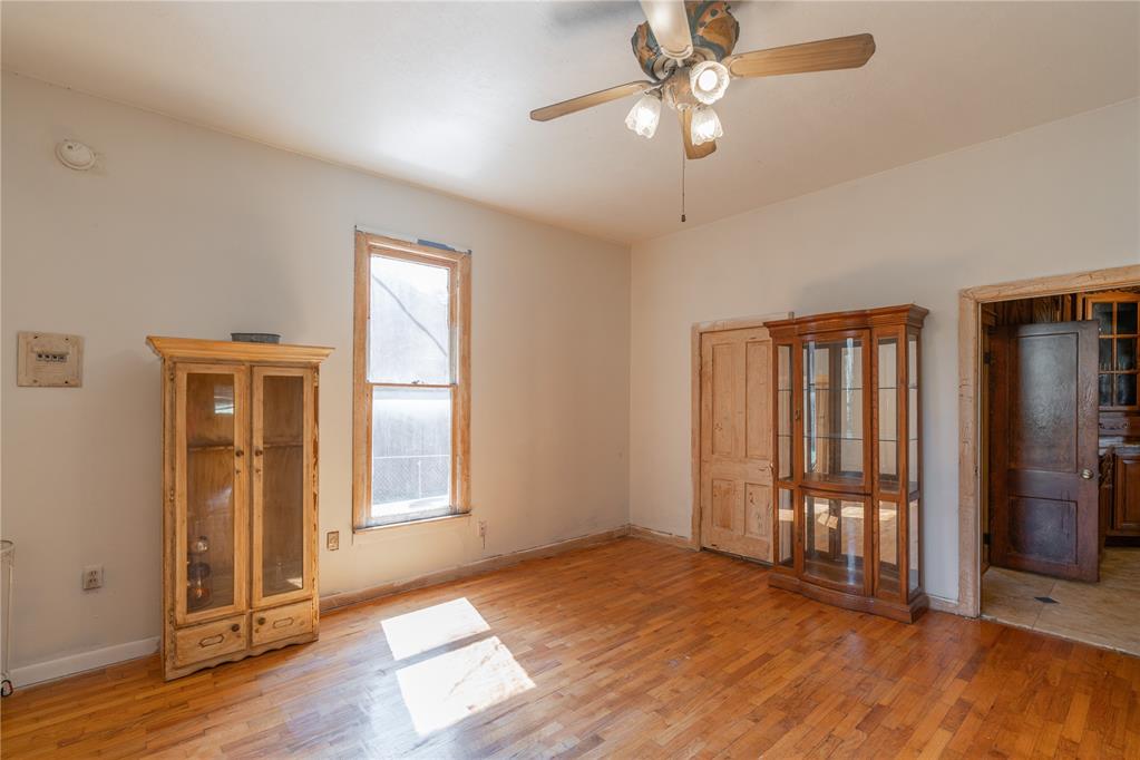 701 S 6th Street Property Photo 25