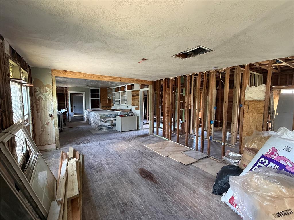 40 Jefferson Street Property Photo 4