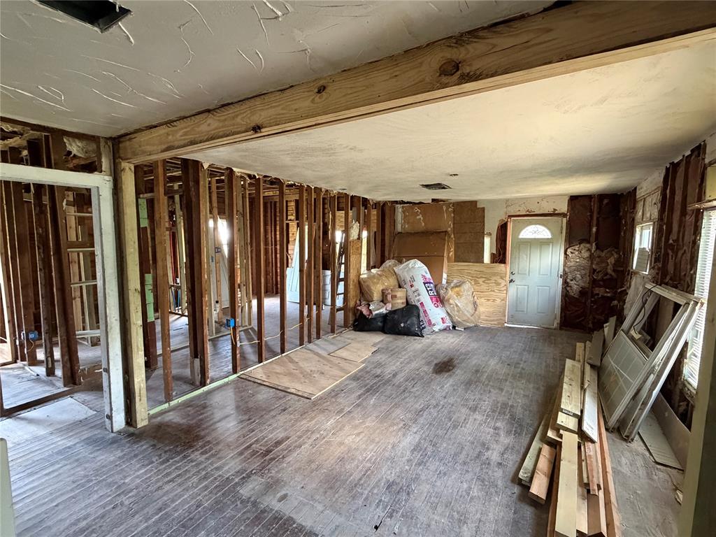 40 Jefferson Street Property Photo 6