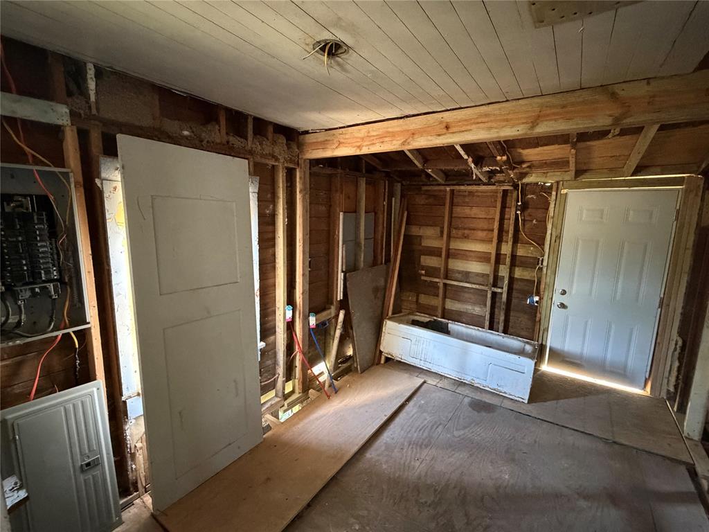 40 Jefferson Street Property Photo 16