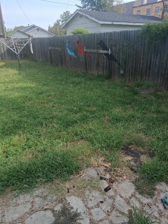 618 W Wood Street Property Photo 17