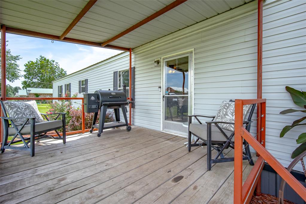 123 S Adams Street Property Photo 4