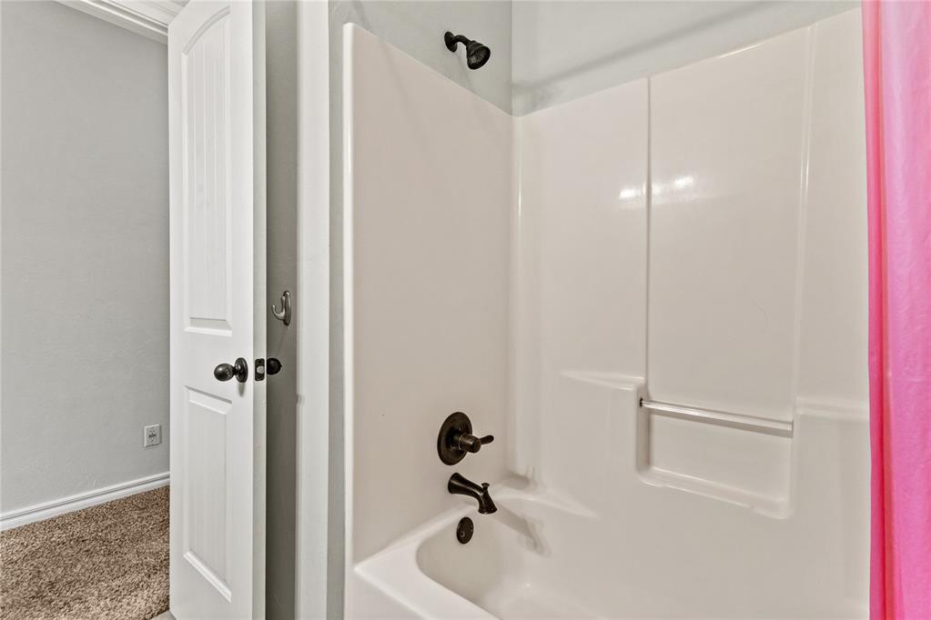 1304 Crimson Drive Property Photo 28