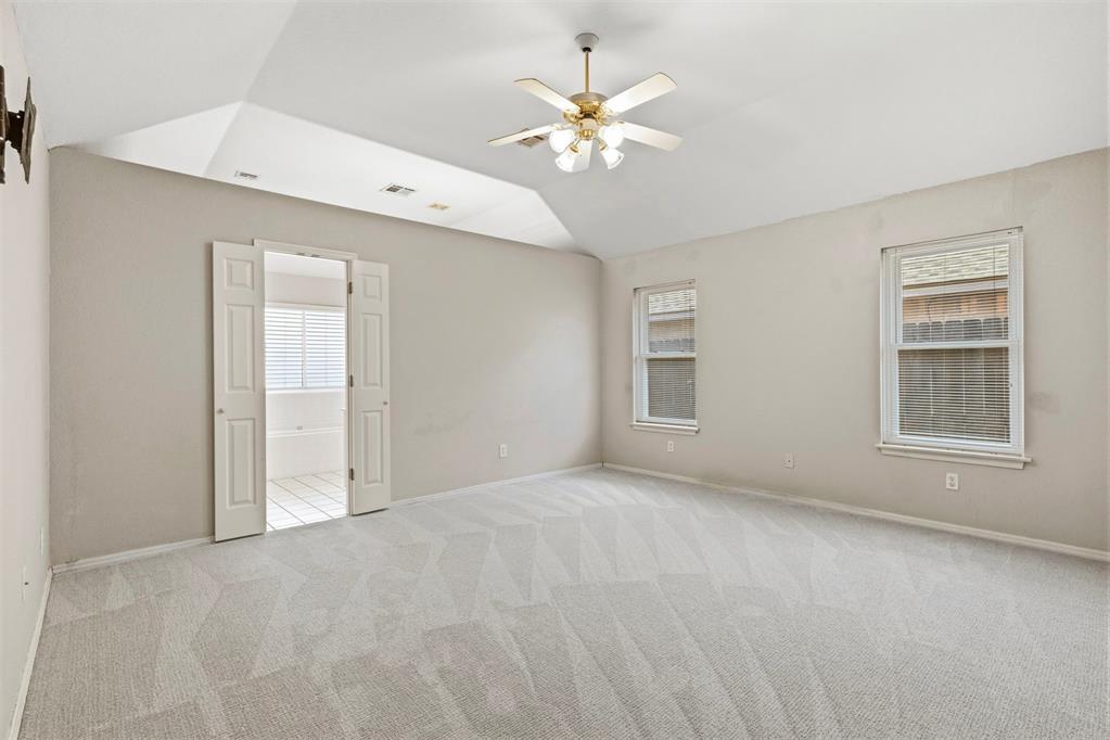 17612 Wain Bridge Avenue Property Photo 9