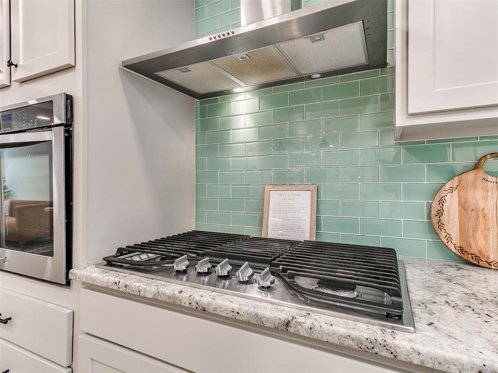 2712 Abbey Road Property Photo 11