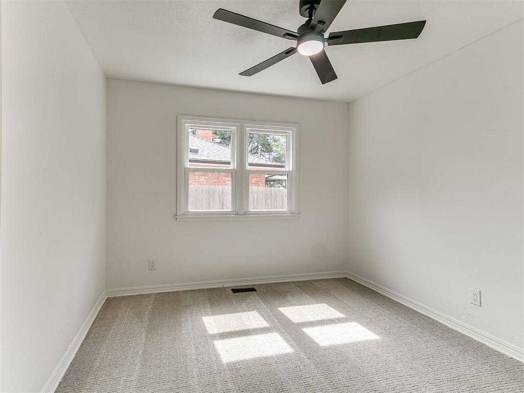 2712 Abbey Road Property Photo 25