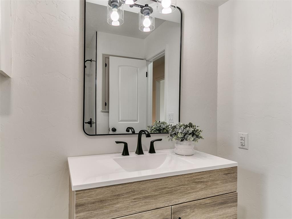 2712 Abbey Road Property Photo 28