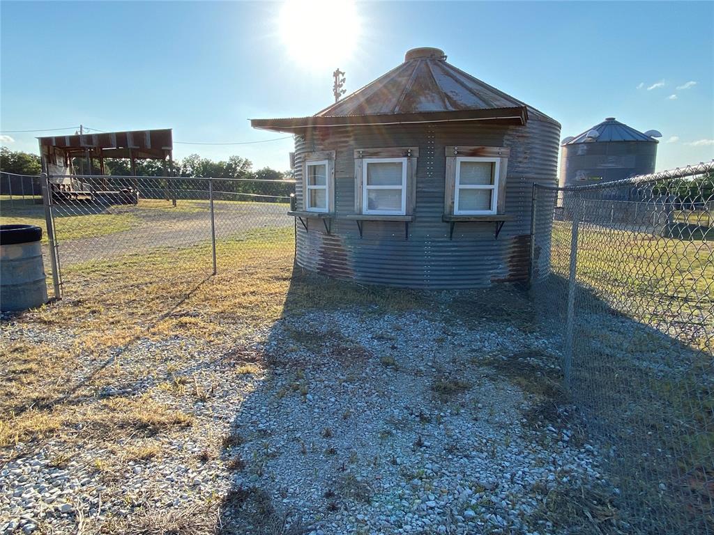 343250 E 1000 Road Property Photo 8