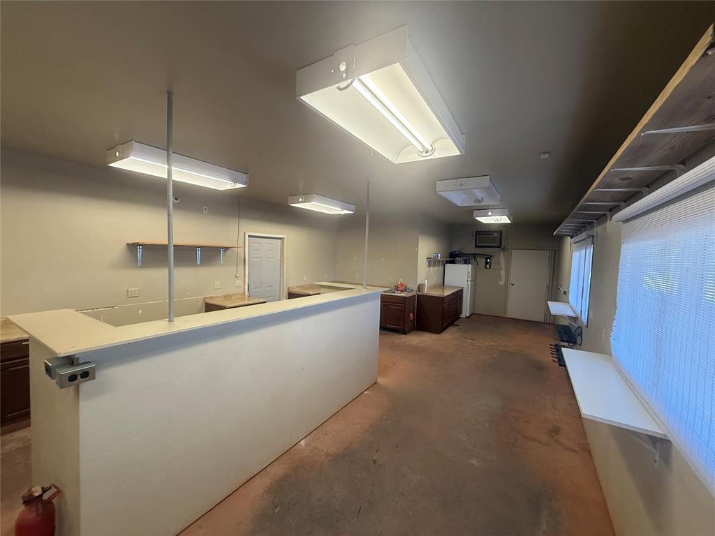 343250 E 1000 Road Property Photo 20