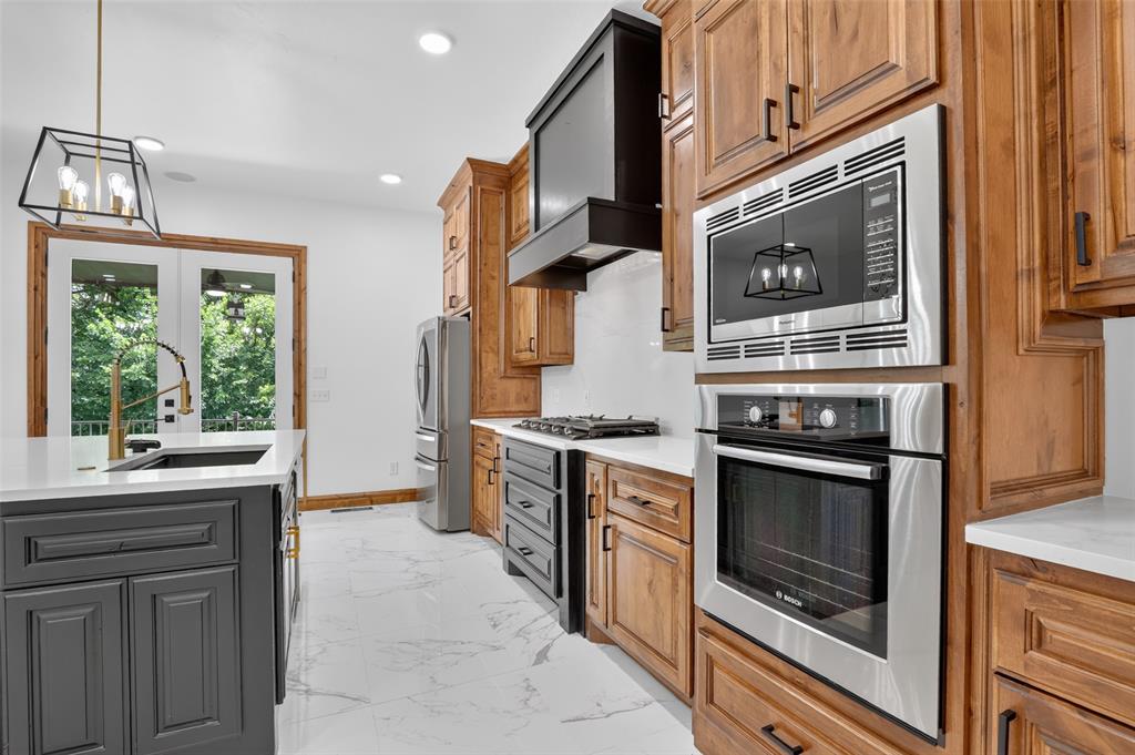 9314 Bergamo Boulevard Property Photo 14