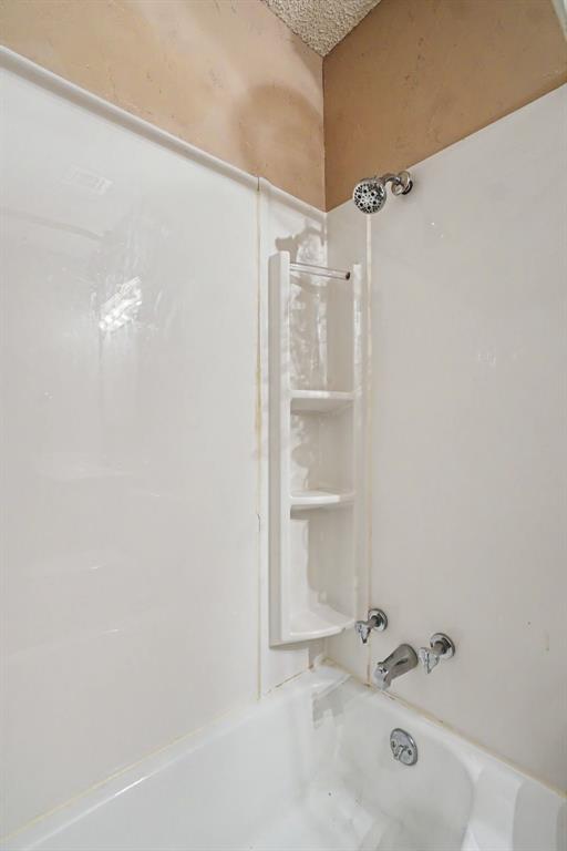 105 W Maple Street Property Photo 22