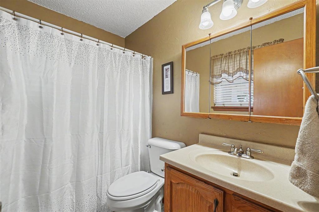 105 W Maple Street Property Photo 23
