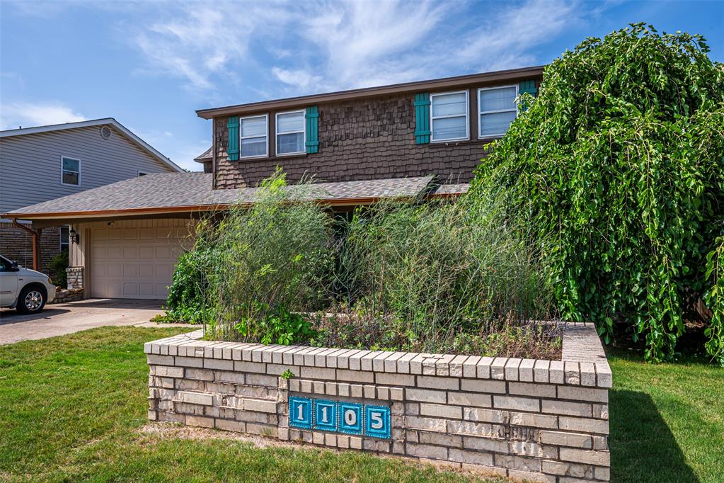 1105 SW 63rd Street Property Photo 1
