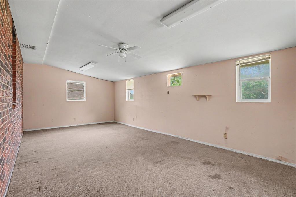 116 N Poplar Avenue Property Photo 30