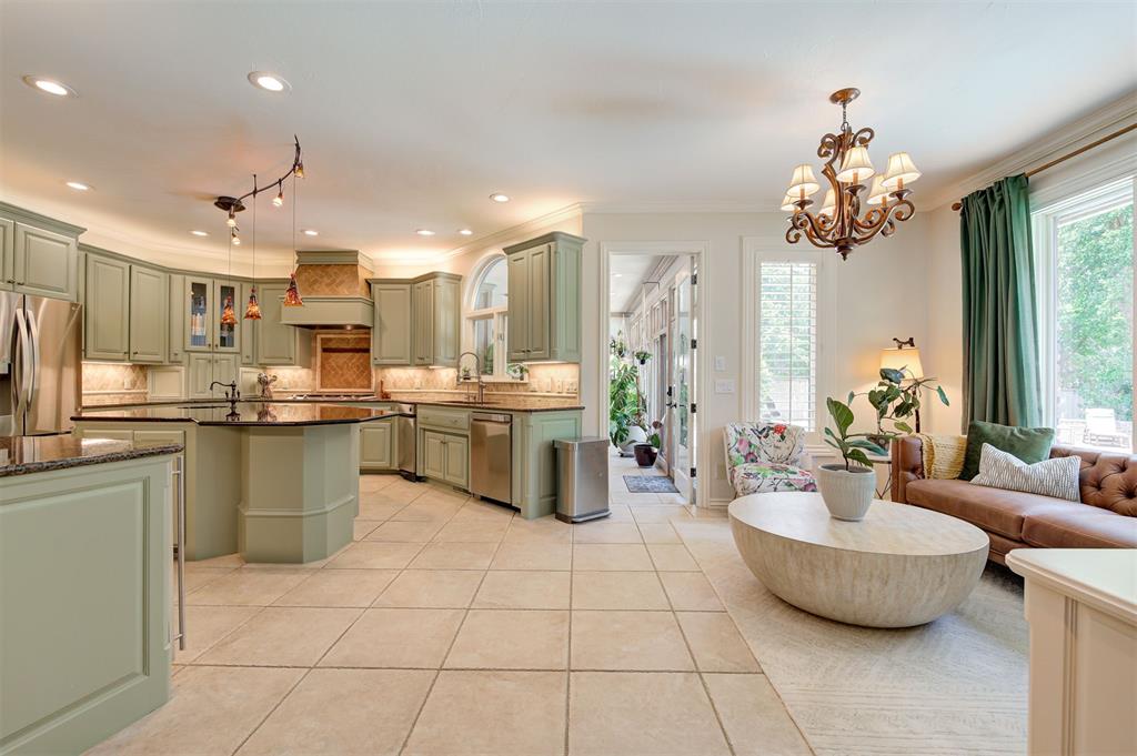1516 Morning Star Property Photo 6