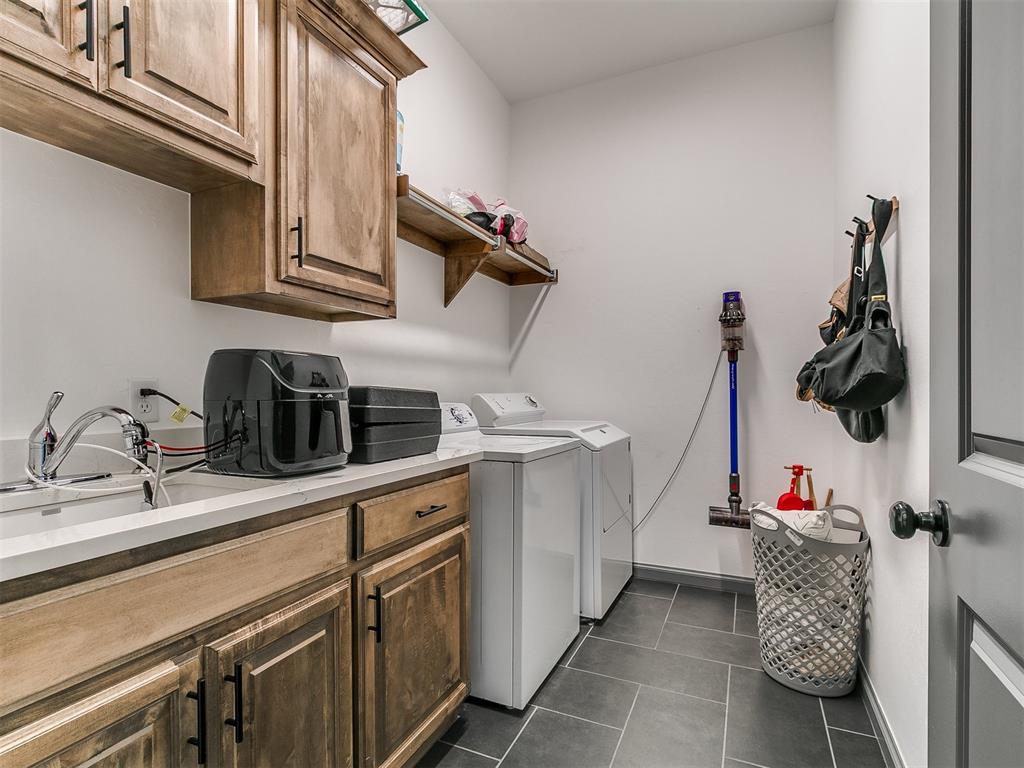 317 Maybury Drive Property Photo 40