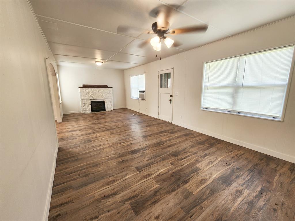 1731 Frank Lynn Avenue Property Photo 5