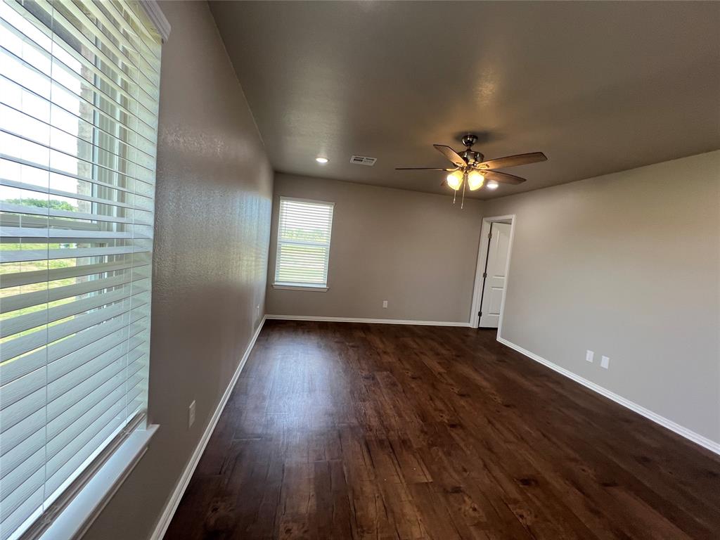 844 Elm Street Property Photo 17