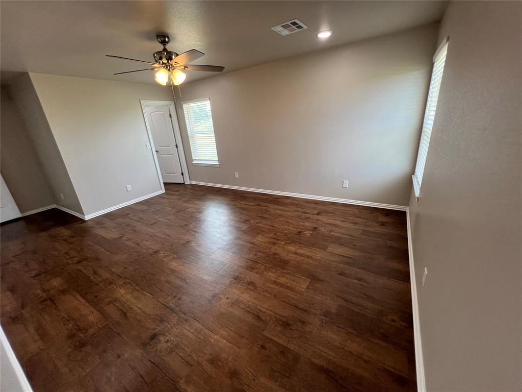 844 Elm Street Property Photo 20