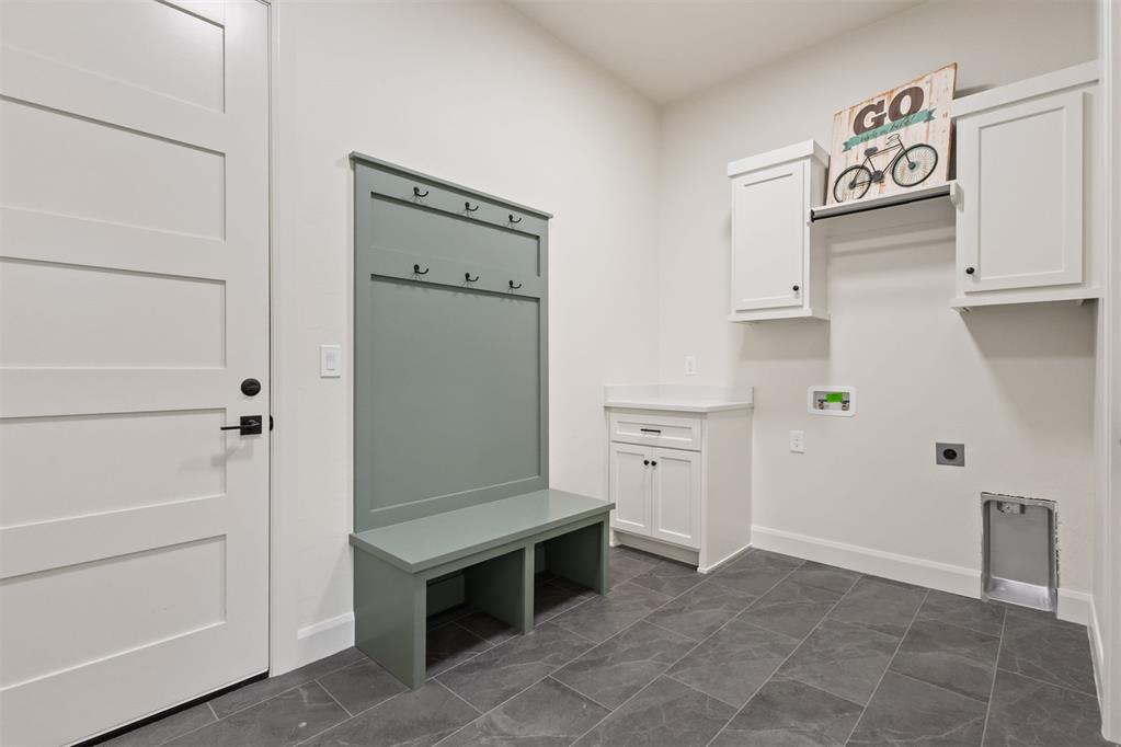 12704 Cobblestone Curve Road Property Photo 31